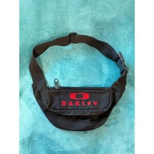 Oakley Vintage Fanny Pack Waist Bag‎ Black Red Embroidered Logo Adjustable Strap